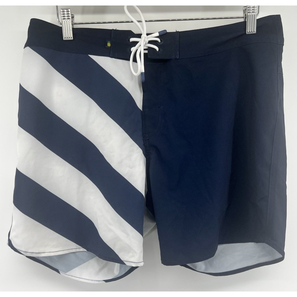 Chubbies Swim Trunks Mens Red White Blue Striped Stretch Tag 34 Actual 35 6" Ins